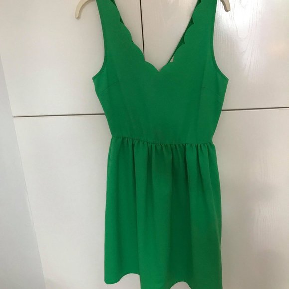 GREEN DRESS - Picture 3 of 3